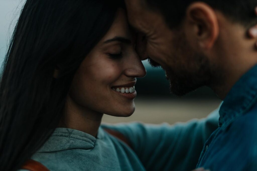 Signos que podem encontrar o amor ainda em 2026