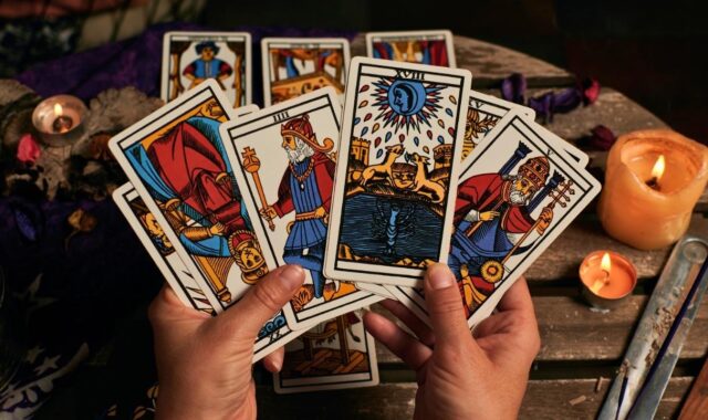 Segredo dos naipes do Tarot revela sua essência