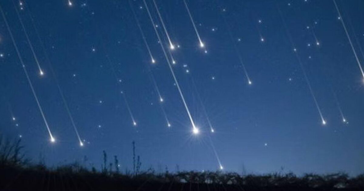 Como a chuva de meteoros de hoje se relaciona com Aquário e Capricórnio